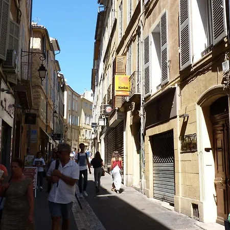 De Charme Lägenhet Aix-en-Provence